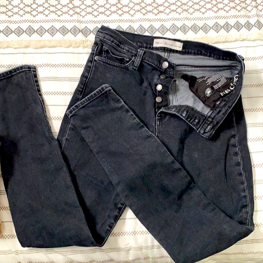 Black Gap skinny jeans 29 tall